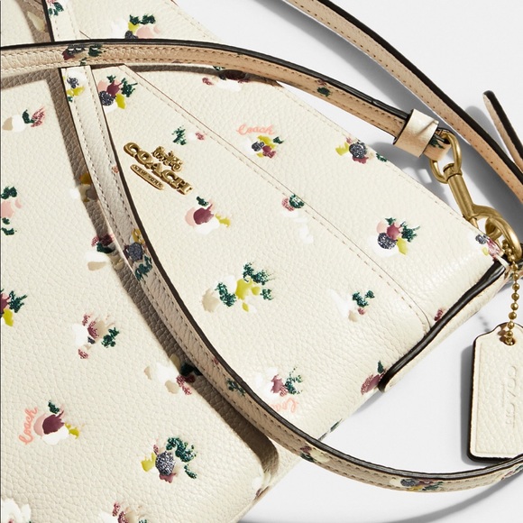 Gorgeous NWT 🤩 - Bling Sparkle Coach Kit Crossbody Purse - Picture 4 of 6